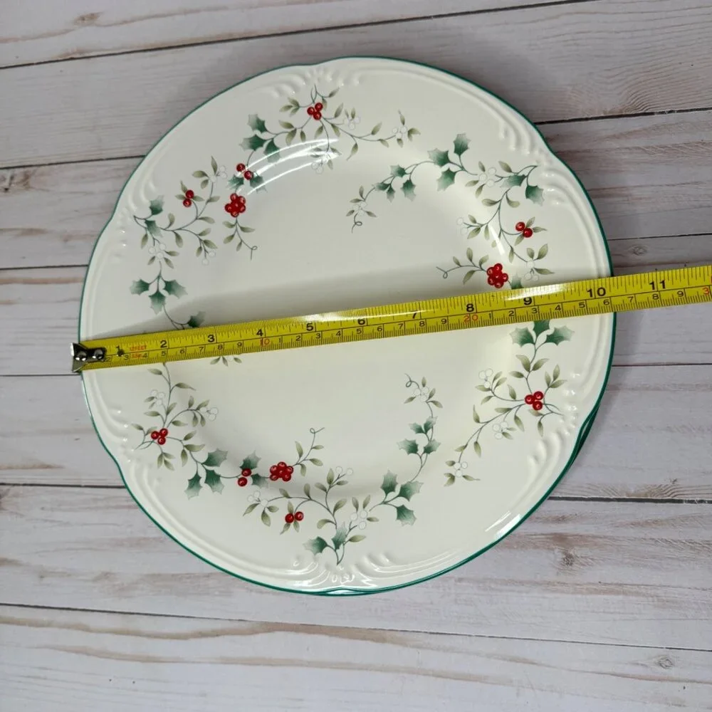 Pfaltzgraff Winterberry 10
